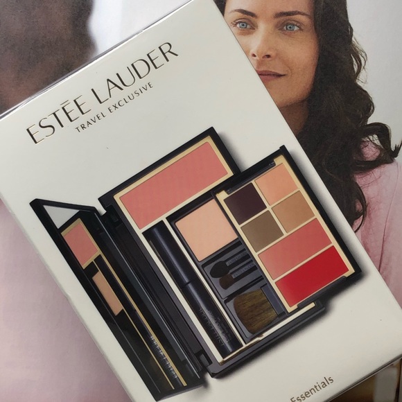 エスティーローダー　トラベルエクスクルーシブ　TRAVEL EXCLUSIVE ESTEE LAUDER Travel Exclusive Set (5 Items) – LMCHING Group